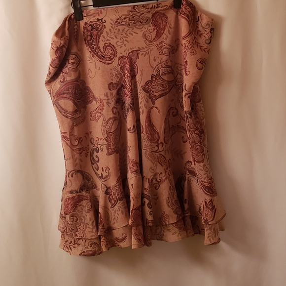 Vintage, Y2K, Chaps by Ralph Lauren, Tan, Paisley Design with Ruffled Layers - Picture 3 of 8